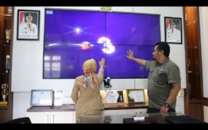 Diam Dr. Tifa Picu Spekulasi Publik: Viral Mengalahkan Fakta di Era Banjir Informasi Digital