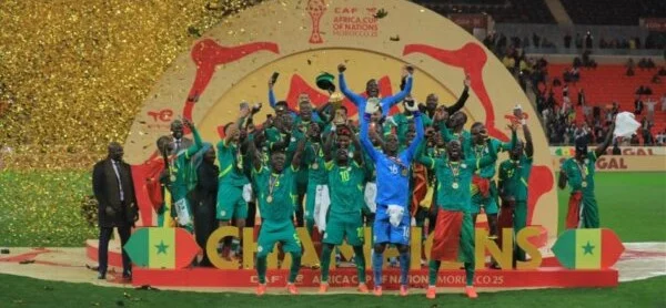 Drama Final AFCON: Senegal Parade Trofi Meski Gelar Diberikan ke Maroko – Apa Sebenarnya Terjadi?