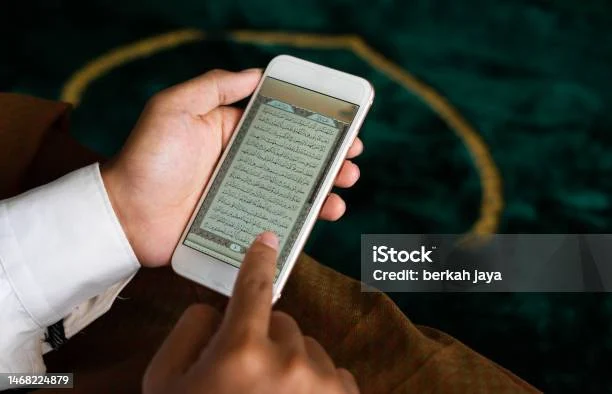 John Cena Dibongkar: Dari Foto Palsu Pegang Alquran hingga Kembalinya Satire di Platform Streaming