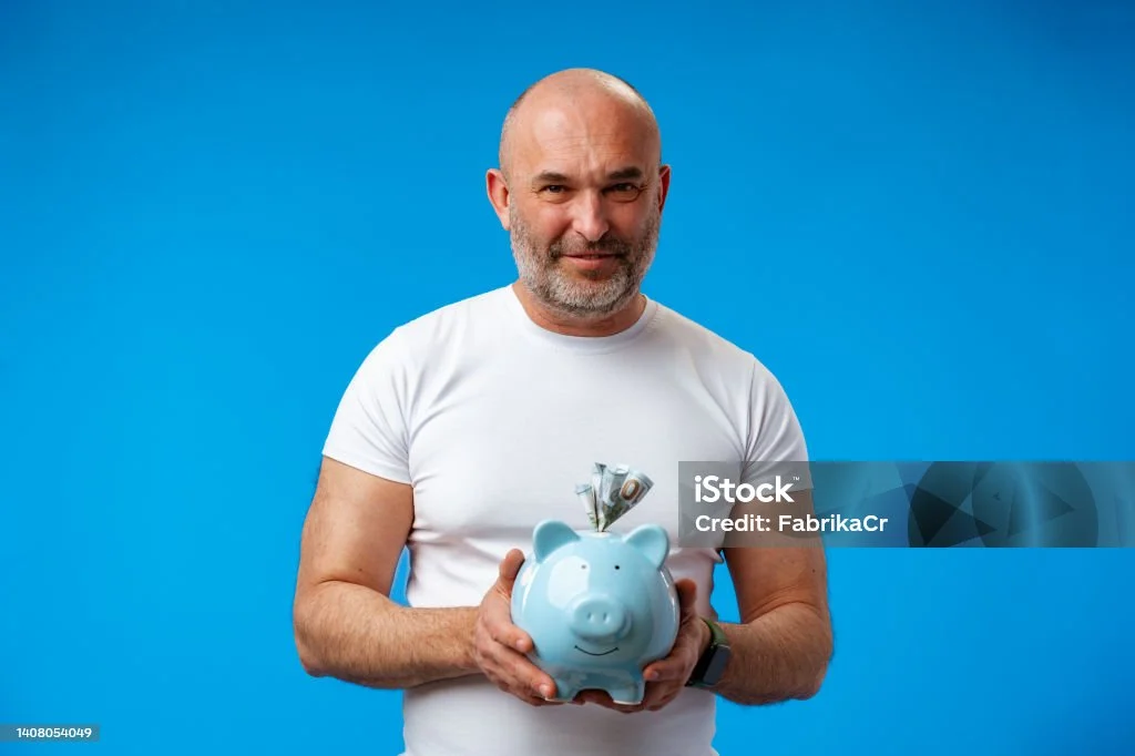 Mengapa Pria Paruh Baya dan Sun Jewellery Mendominasi Pencarian Harian: Tren Fashion 2026 yang Menggugah