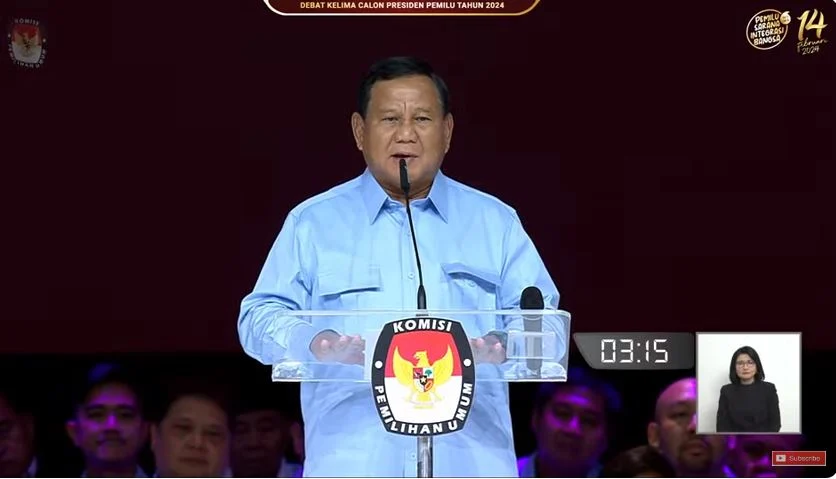 Prabowo Subianto Blusukan di Bantaran Rel Senen, Janji Bangun Rumah Layak bagi Warga Tepi Rel