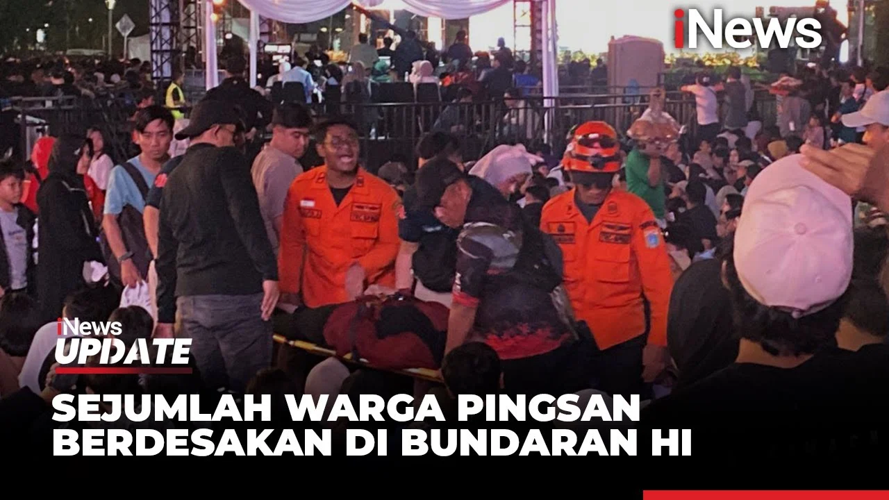 Trotoar Bundaran HI Menyempit: Warga Terpaksa Berdesakan di Tengah Proyek Besar