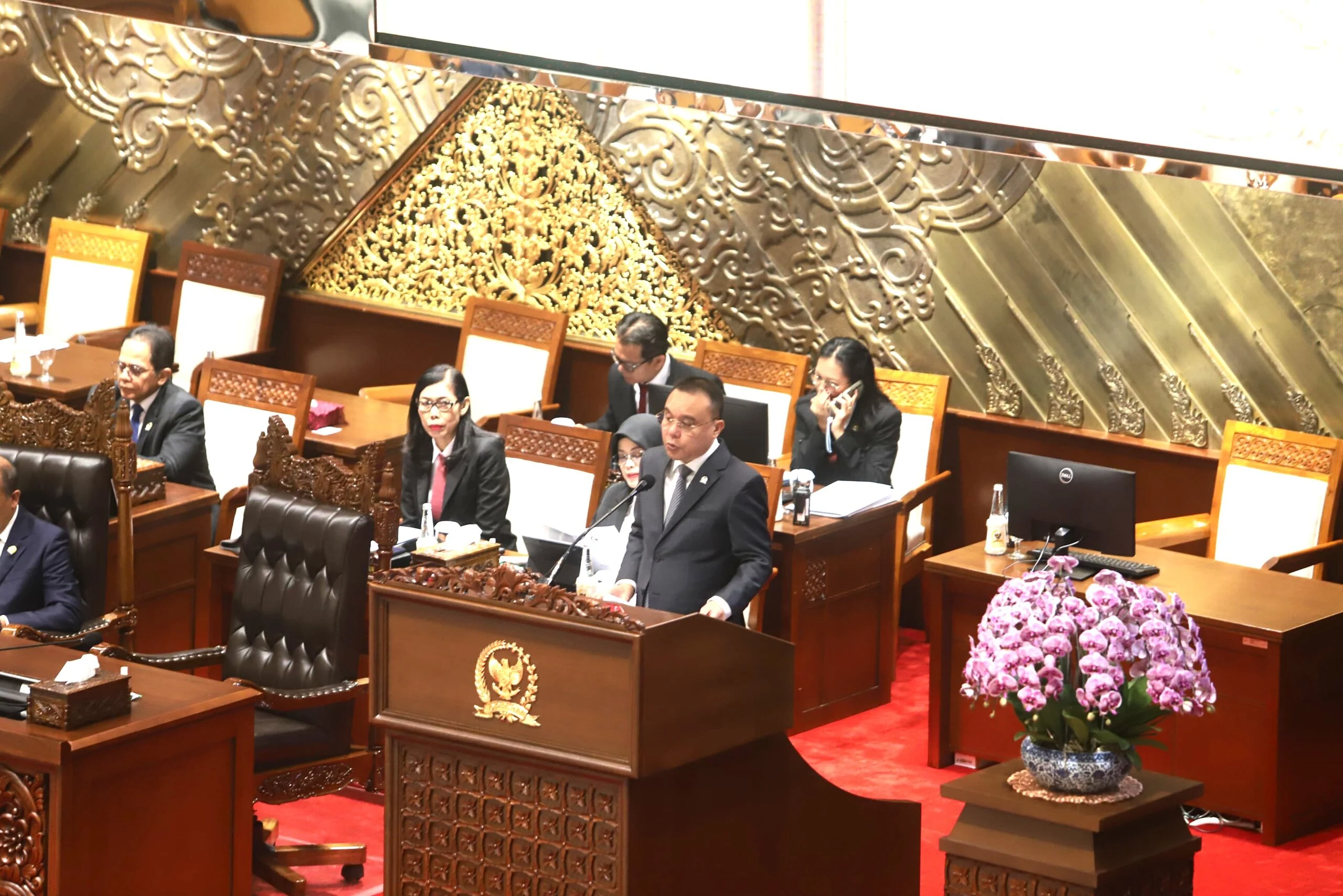 WFH & B50: Kebijakan Baru Pemerintah Siap Hadapi Gejolak Global