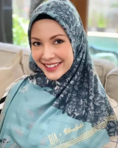 10 Foto Eksklusif Ratna Galih Jelajahi Singapura Hanya dalam 28 Jam – Lebih dari 28 Ribu Langkah!