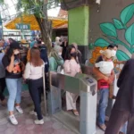 Antrean Panjang Aldi’s Burger Pecah Rekor: Rahasia Konten Unik dan Self‑Selling yang Membuat Warga Terpikat