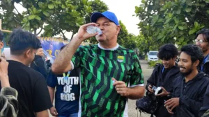 Bojan Hodak Keluarkan Alarm: Persib Harus Waspada Hadapi Dewa United di Pekan Krusial