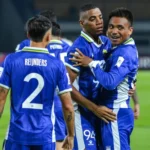 Bojan Hodak Larang Eksperimen: Persib Bandung Siap Tampil ‘Full Power’ di 7 Laga Penentu