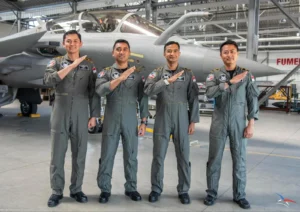 Budi Djiwandono Coba Kokpit Rafale, Tanda Kesiapan TNI AU di Tengah Persaingan Teknologi Militer