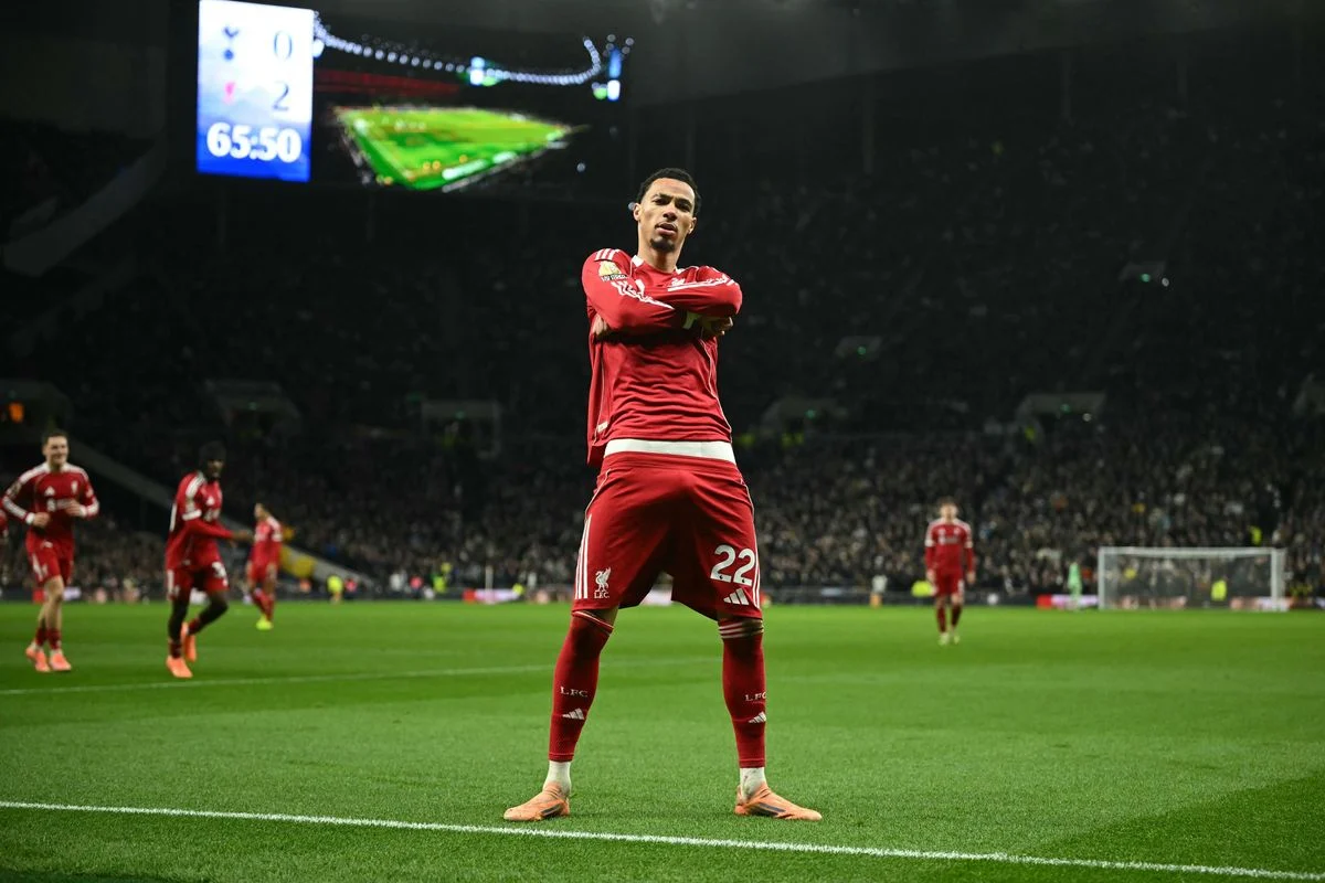 Cedera Hugo Ekitiké Memaksa Liverpool Gantung Harapan di Babak Kedua Liverpool vs PSG