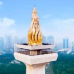 Cinta di Puncak Monas: Endari dan Aryanto, Romansa Usia Senja yang Menginspirasi