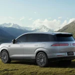 Denza N8L Siap Menggebrak Pasar SUV Premium Indonesia dengan Pengisian Daya 9 Menit dan Harga Rp900 Jutaan