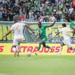 Derbi Spesial: Francisco Rivera Bakar Harga Diri, Bonek Nyalakan Semangat Persebaya Lawan Arema di Bali