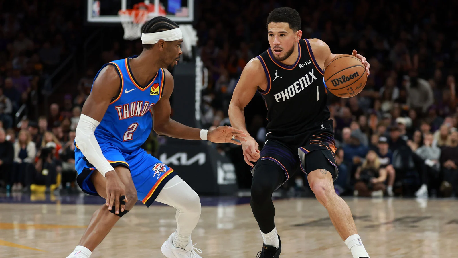 Devin Booker Bentak Wasit, Suns Terpuruk 2-0 vs Thunder: Analisis Kekalahan di Game 2