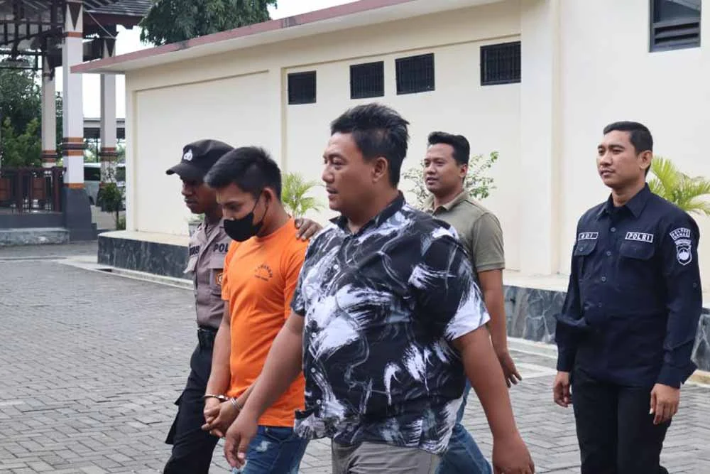 Drama Bongkar Septiktank: Polisi Tangkap Pasangan Pengedar Sabu & Ekstasi di Semarang