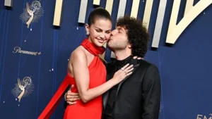 Drama Cinta dan Intrik Selebriti: Selena Gomez, Benny Blanco, dan Tanda Cinta Hailey Bieber pada Justin Bieber