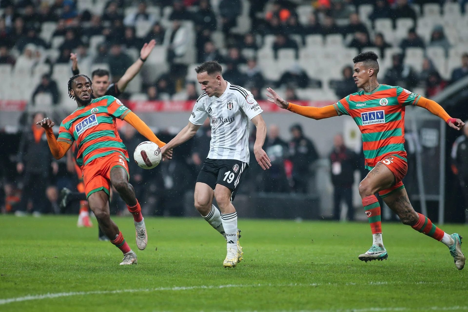 Drama Liga Turki 2026: Alanyaspor vs Samsunspor dan Besiktas Siap Guncang Papan Klasemen!