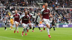 Drama Menit Terakhir: Callum Wilson Bawa West Ham Raih Kemenangan Krusial 2-1 atas Everton