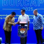 Dukcapil DKI Perketat Laporan Pendatang & Kepala Disdukcapil Cirebon Luncurkan Transformasi Layanan IKD