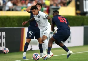 Endrick Bintang di Laga Kejutan Lyon Tumbangkan PSG, Harapan Juara Ligue 1 Menguat