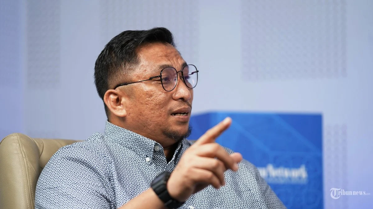 Feri Amsari Ungkap Tuduhan Makar terhadap Saiful Mujani Sebagai Hal Aneh yang Perlu Diselidiki