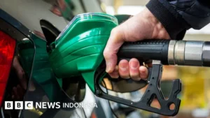 Harga Minyak Anjlok 14%: AS dan Iran Capai Gencatan Senjata, Harga Turun di Bawah US$100!