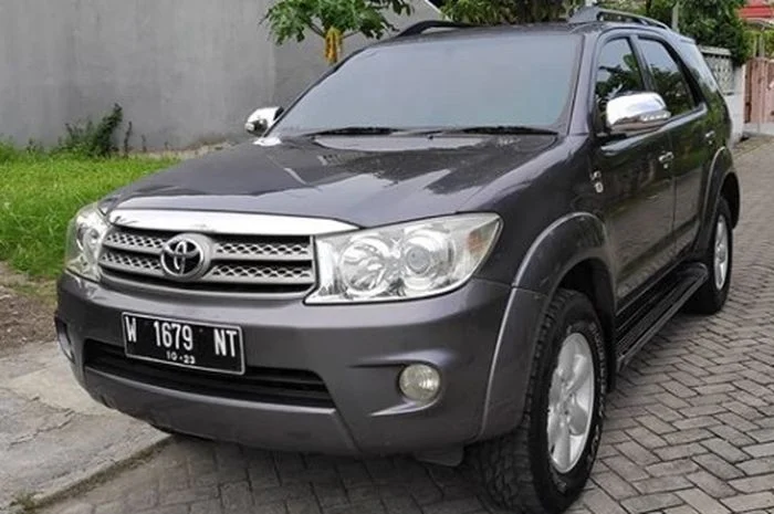 Harga Toyota Fortuner 2006 Turun Drastis, Lebih Murah dari Agya, Kini Bisa Dimiliki dengan Rp 120 Juta!