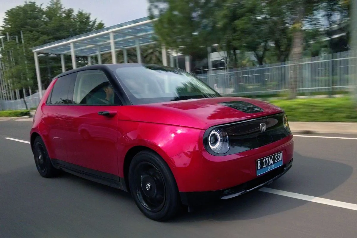 Honda Terpuruk! CEO Akui Keterlambatan Besar di Era Mobil Listrik Tiongkok