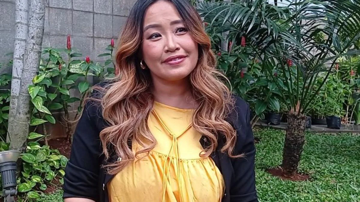 Hotman Paris Bungkam Klaim 'Downgrade' Pinkan Mambo: Ngamen Bukan Pekerjaan Hina