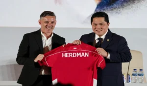 John Herdman Minta Dukungan Khusus dari Erick Thohir: Langkah Strategis untuk Kebangkitan Timnas Indonesia