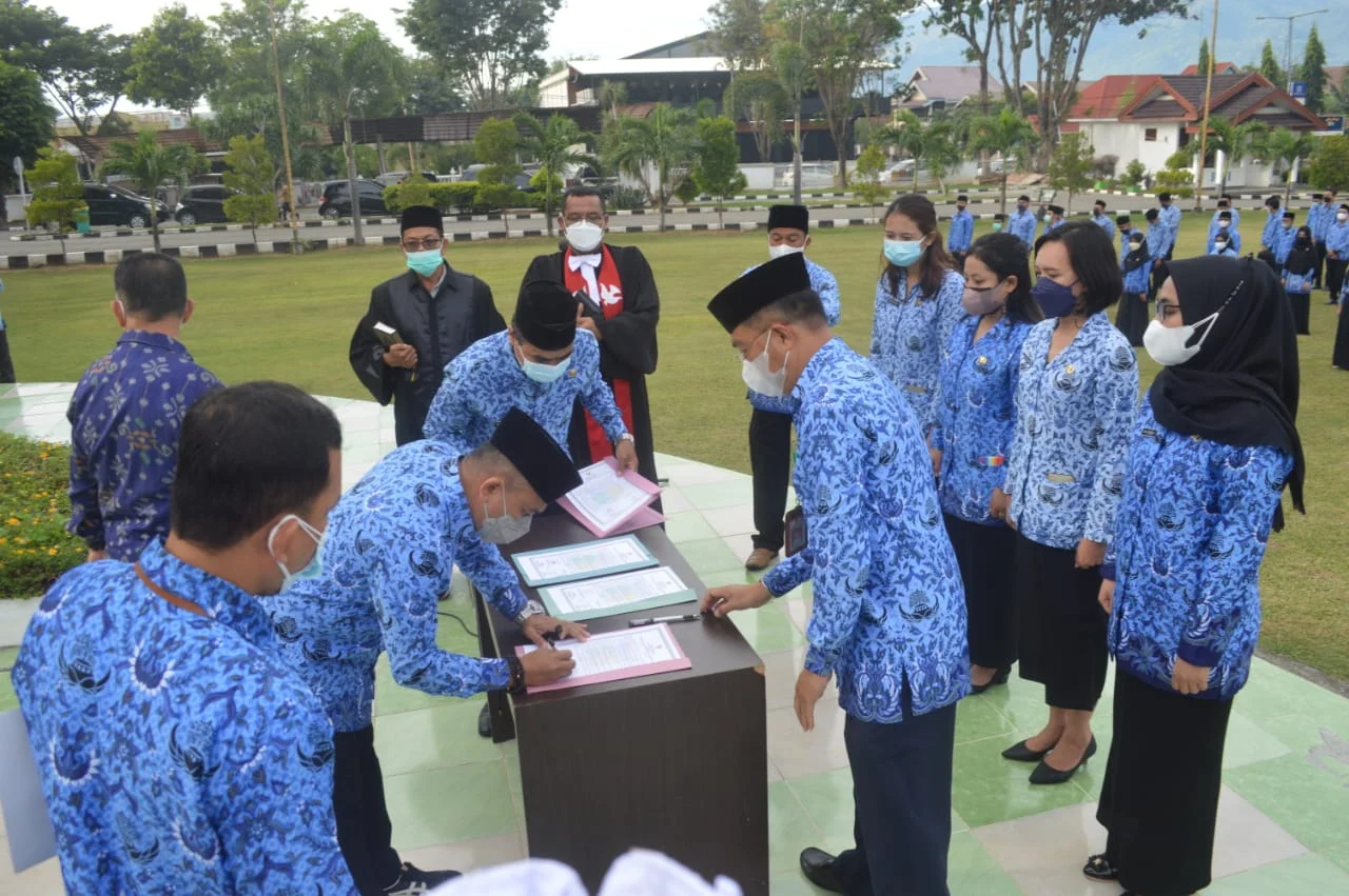 Kabar Gembira untuk PPPK dan P3K PW: Regulasi Baru, Uji Materiil, dan Janji Menteri Rini yang Menguatkan