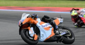 Keajaiban Plot Twist MotoGP 2027: Ai Ogura Tinggalkan Aprilia, Kini Bergabung dengan Yamaha