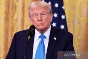 Ketegangan Memuncak: Trump Tantang Iran 48 Jam, Serangan Nuklir, dan Pencarian Kru F‑15 di Hormuz