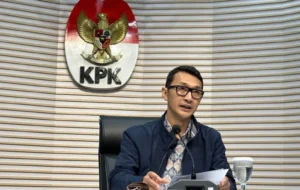 KPK Bongkar Isu Intimidasi: Penjelasan Resmi Budi Prasetyo Buka Tabir Penggeledahan Keluarga Ono Surono