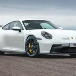 Krisis 911: Dari Panggilan Darurat yang Terabaikan hingga Porsche 911 yang Menggoda Pecinta Kecepatan