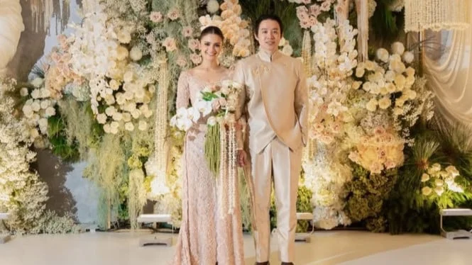 Liburan Mewah Selebriti: Amanda Rawles di Danau Marian dan Shandy Aulia Menaklukkan Golf LA