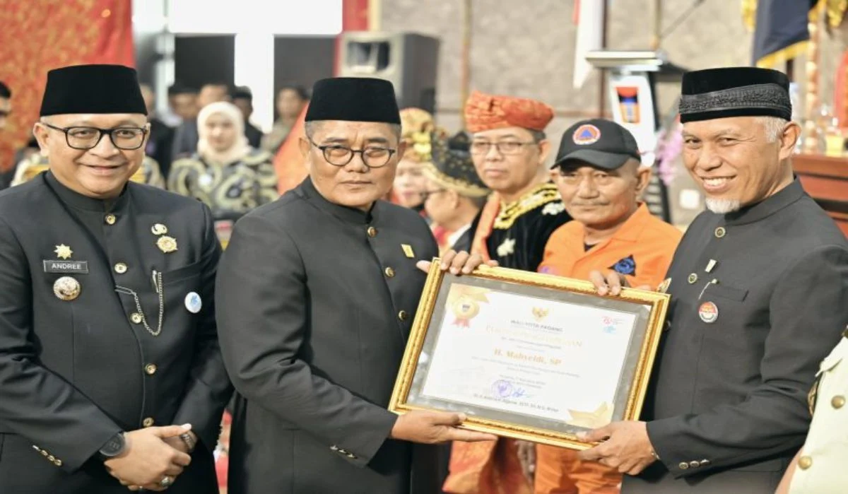 Matahari Emas Terhalang: Penambang Geruduk Rujab Minta Diskresi Gubernur di Tengah Kendala Penjualan