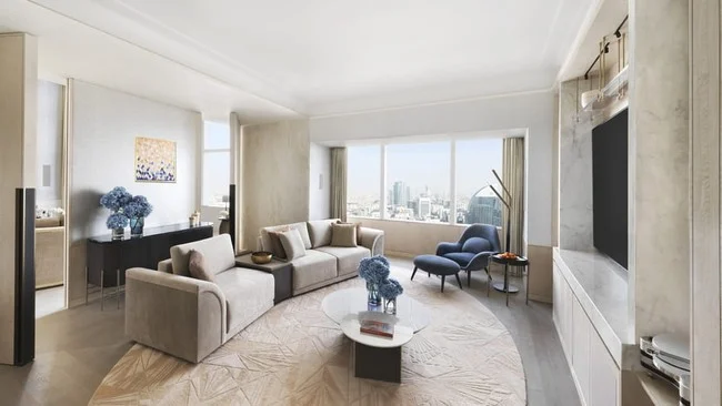 Mengejutkan! Harga Menginap di Four Seasons Paris Selama Ultah Seskab Teddy Setara Rumah Mewah