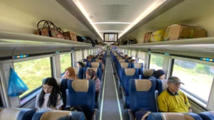 Mengubah Gerbong Kereta Jadi Panggung Impian: 4 Jam Perjalanan Erlangga Menuju Persebaya Academy