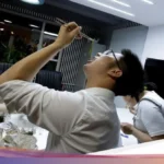 Mengungkap Sisi Gelap Sistem 996: Mengapa China Harus Tinggalkan Budaya Kerja Ekstrem