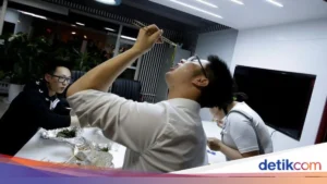 Mengungkap Sisi Gelap Sistem 996: Mengapa China Harus Tinggalkan Budaya Kerja Ekstrem