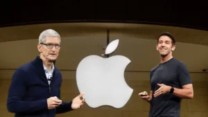 Momen Bersejarah Apple: John Ternus Gantikan Tim Cook, Tantangan AI Mengguncang Masa Depan Raksasa Teknologi