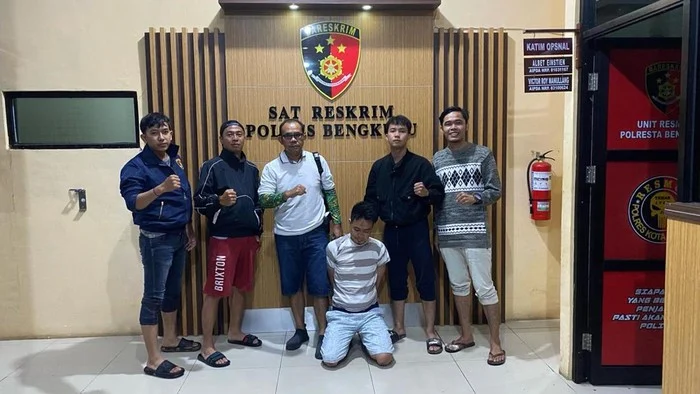 Nasib Tragis Pria Dibakar Mantan Pacar di Bengkulu: Kini Dituduh Gelapkan iPhone dan Surat Tanah