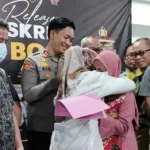 Nyaris Tertukar di RSHS Bandung: Ibu Nina Saleha Desak Transparansi Setelah Insiden Bayi