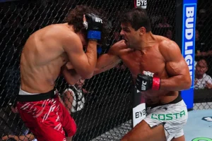 Paulo Costa Hantam Azamat Murzakanov dengan Head Kick Memukau di UFC 327