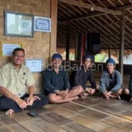 Pemimpin Pintar? Tokoh Adat Baduy Serukan Berantas Korupsi dan Lindungi Alam