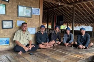 Pemimpin Pintar? Tokoh Adat Baduy Serukan Berantas Korupsi dan Lindungi Alam