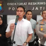 Pemuda Pekalongan Laporkan Penipuan Keluarga, Malah Jadi Tersangka: Kronologi dan Analisis Hukum