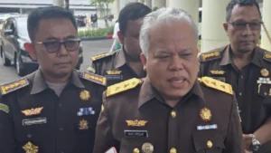 Pensiunan TNI Terdakwa Korupsi Satelit: Pembelaan Mengguncang Persidangan, Apa Sebenarnya Motifnya?