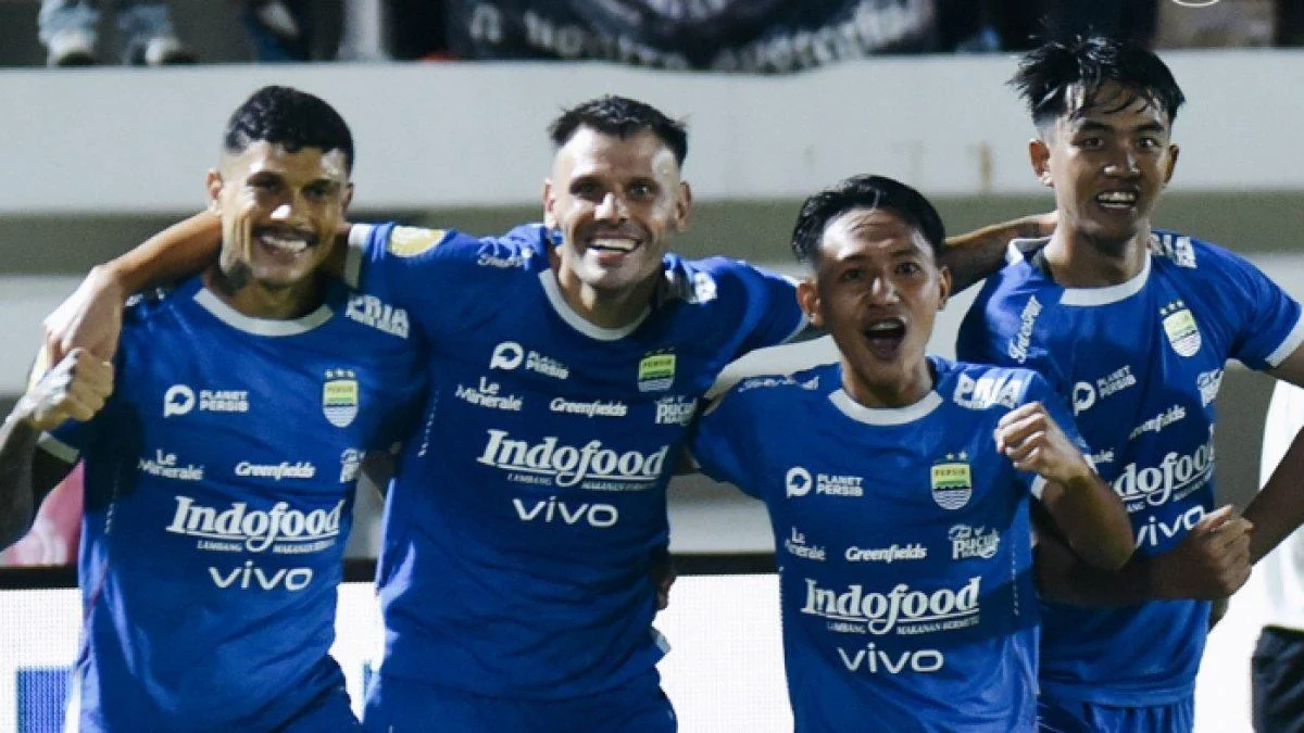 Persib Bandung Gencar Transfer: Dua Rekrut Baru Siap Tertandatangani, Salah Satunya Bikin Geger!