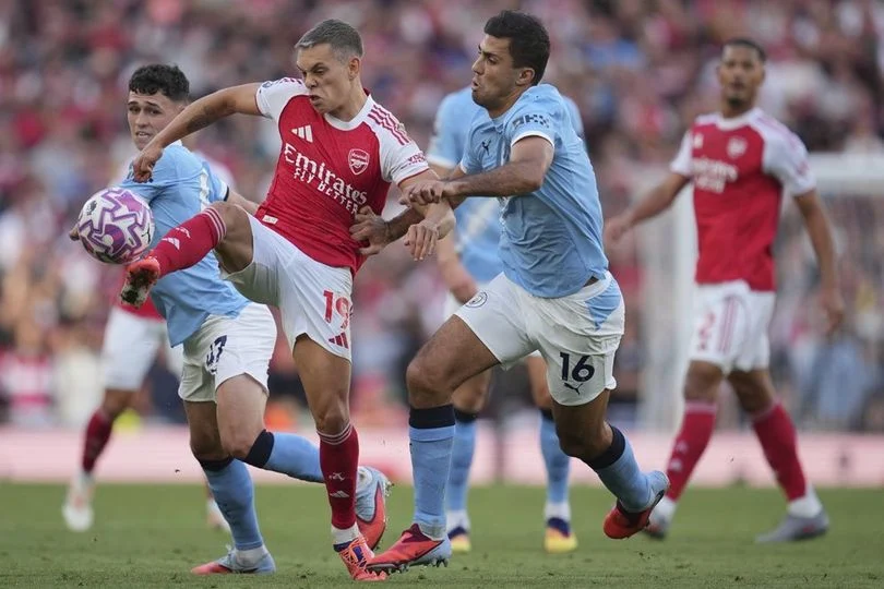 Piero Hincapié Jadi Pahlawan di Laga Arsenal vs Manchester City: Penyebab Kekalahan Gunners Terungkap